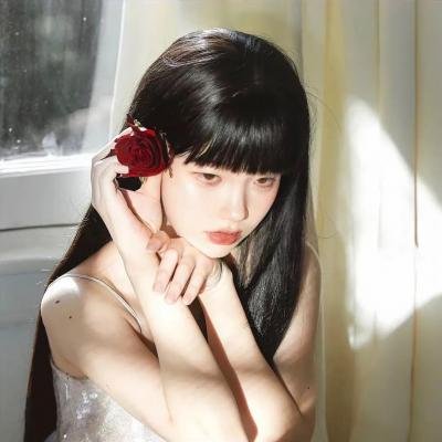 黄昏时分、牵着手